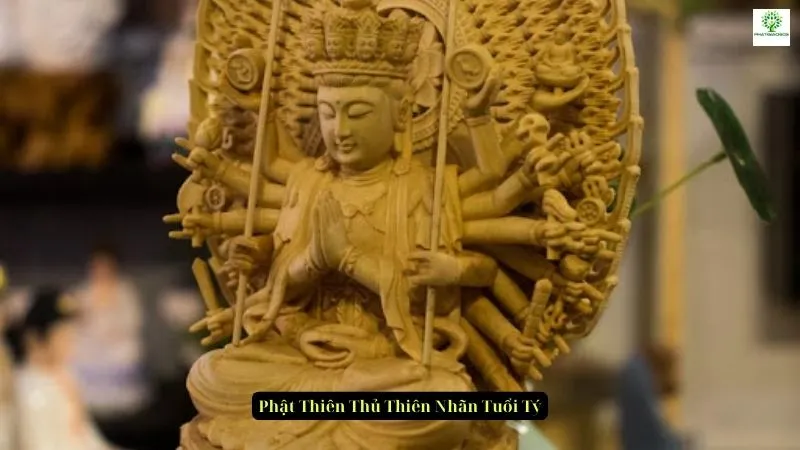 Phật thiên thủ thiên nhãn tuổi tý